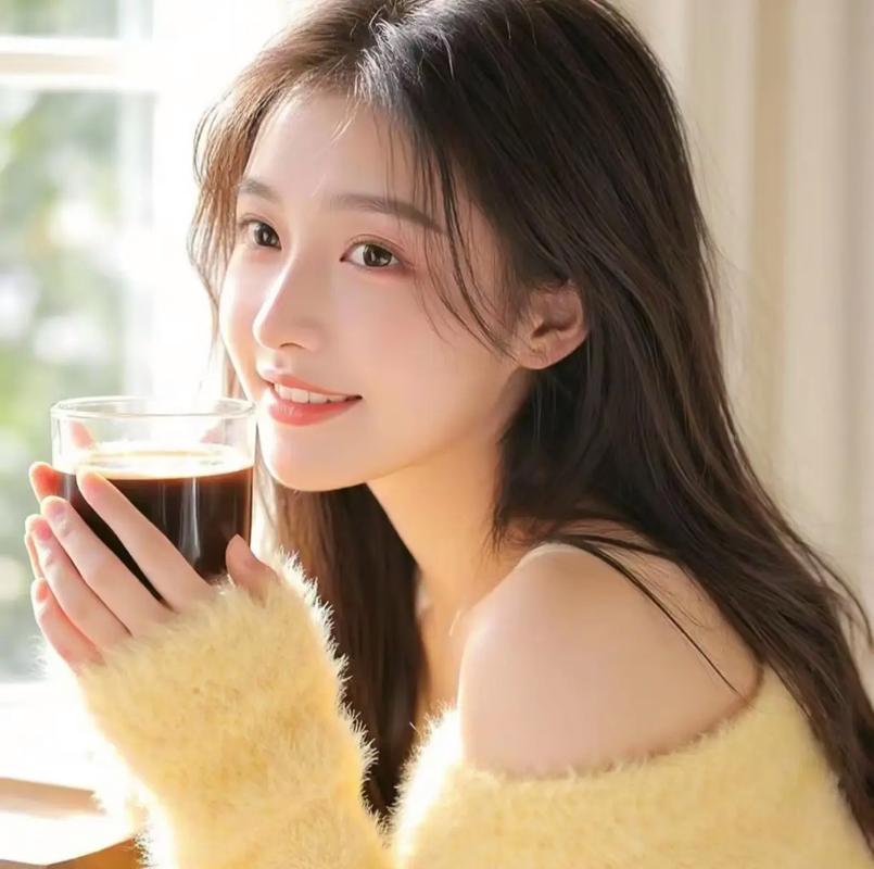 江西安远天空出现绚烂“七彩祥云”